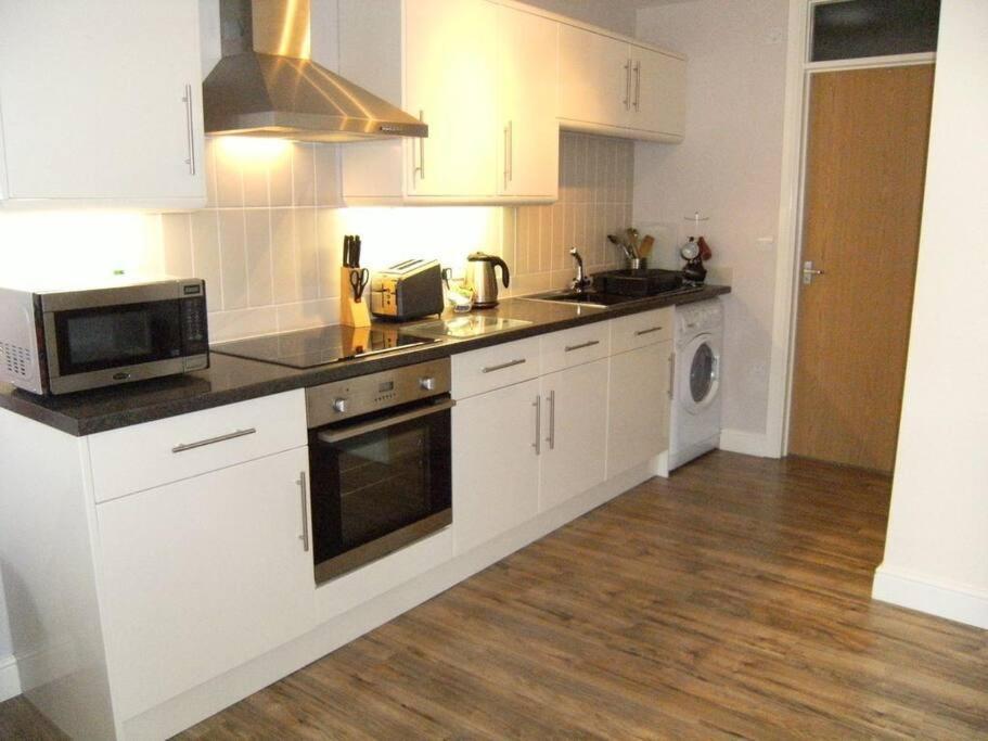 Juno - Apartment In The Heart Of Newquay New Quay エクステリア 写真